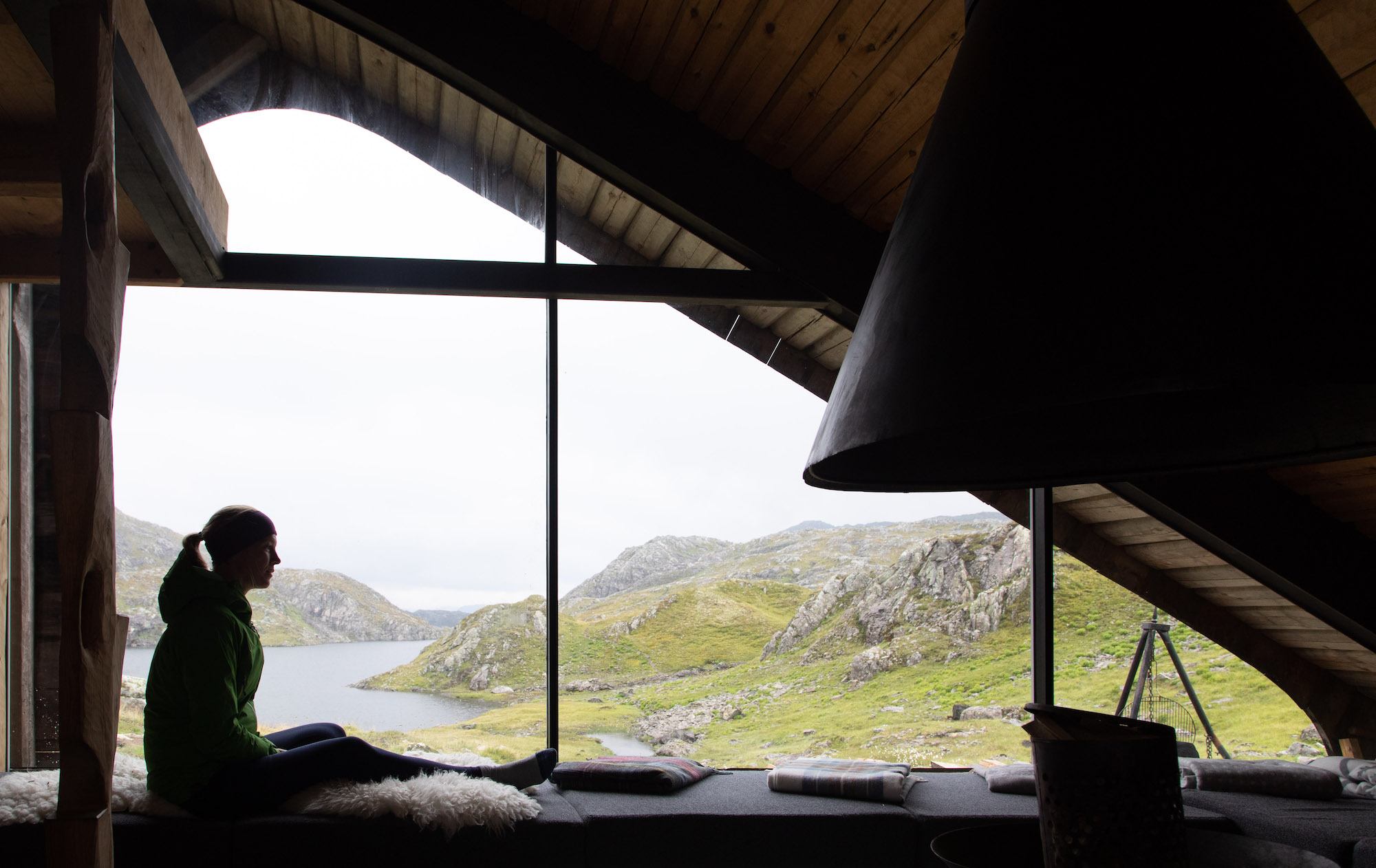 Unbearbeitet: Abgelegene Hütte in Norwegen